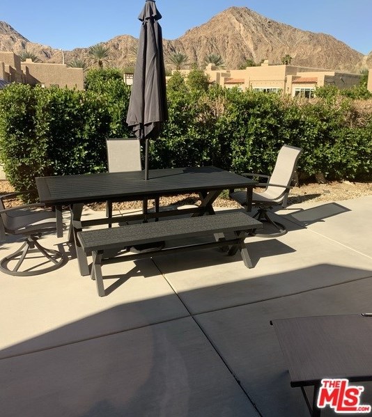 48118 Via Hermosa, La Quinta, CA 92253