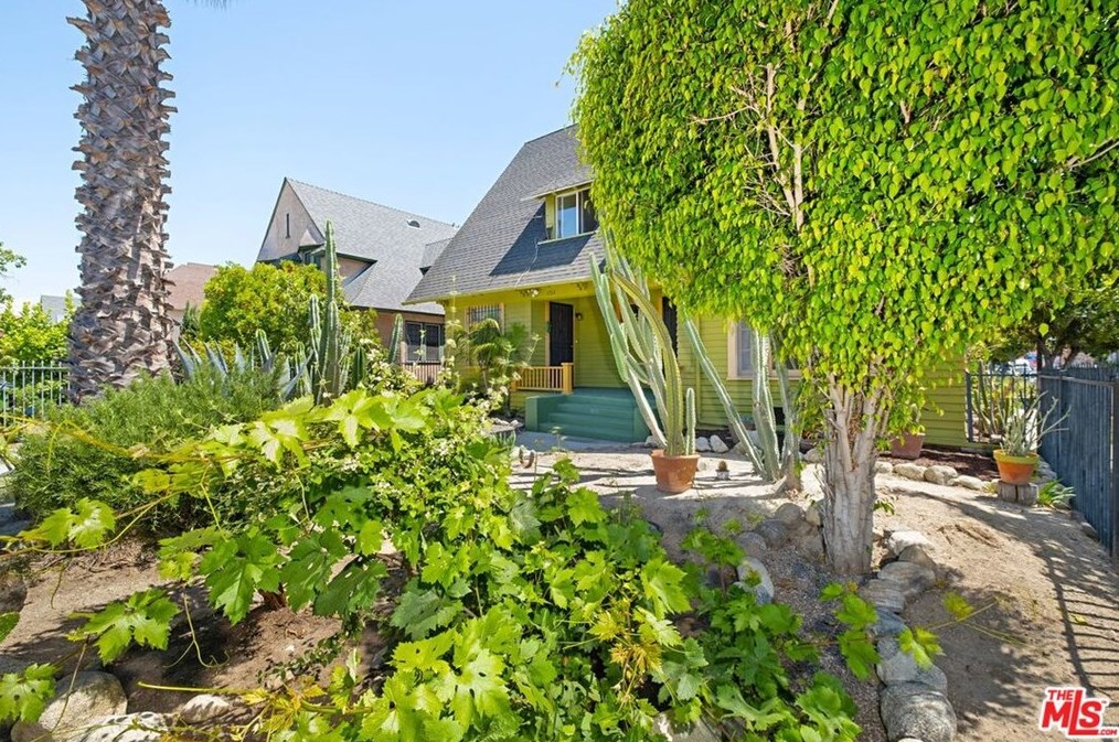 1764 24th St, Los Angeles, CA 90018-2111