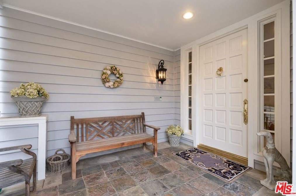 2521 Cardigan Ct, Los Angeles, CA 90077-1336