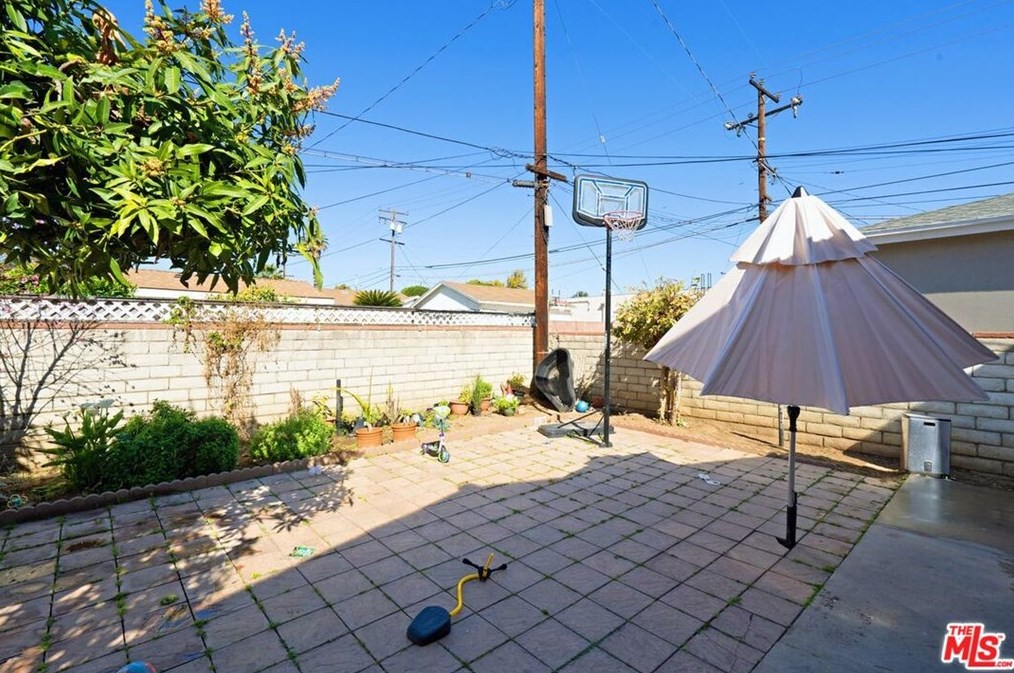 117 Orange Ave, Monterey Park CA  91755-2031 exterior