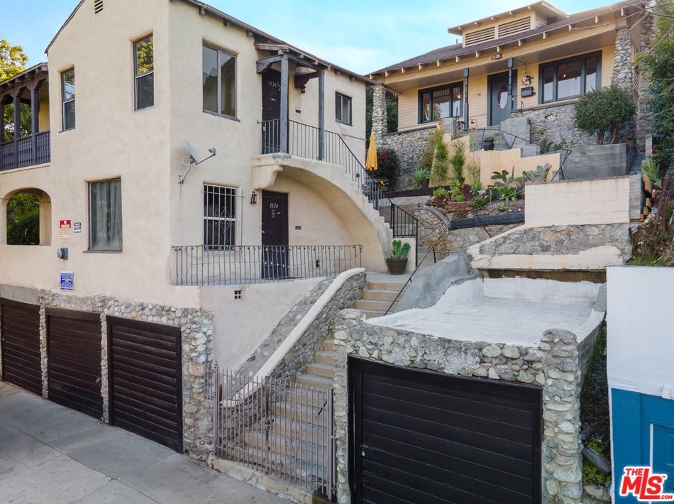 1134 Coronado St, Los Angeles, CA 90026-2221