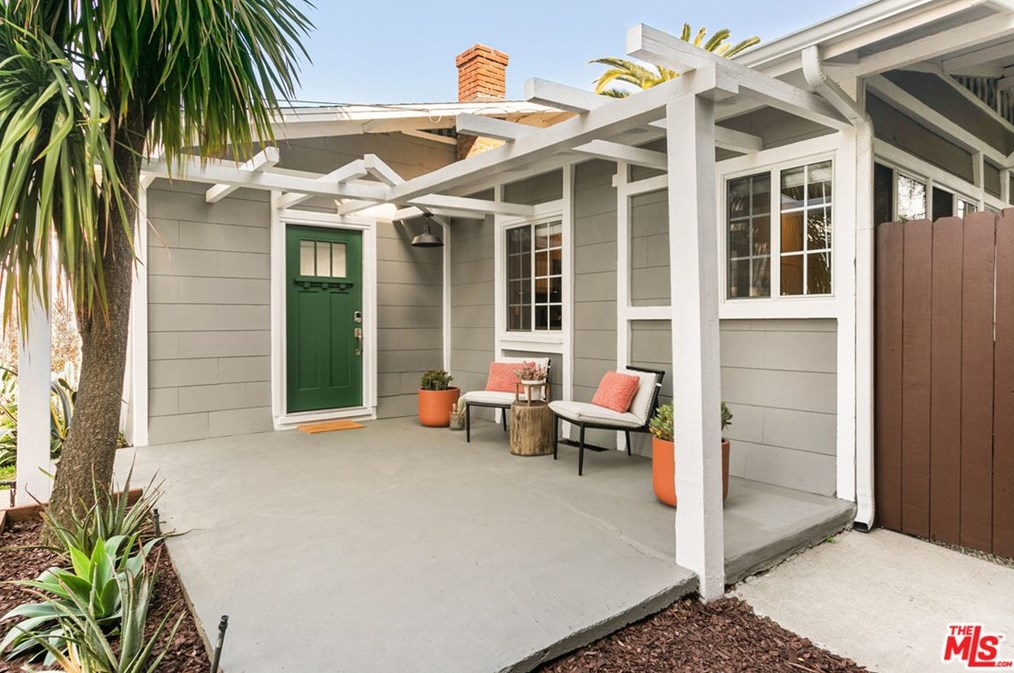 222 Hamlet St, Los Angeles, CA 90042-2739