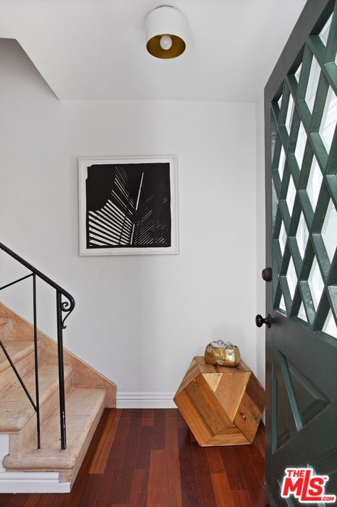 2322 Canyon Dr, Los Angeles, CA 90068-2412