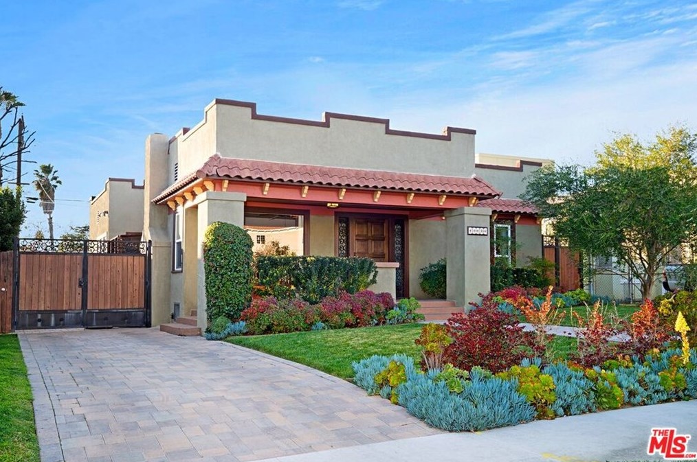 1919 New Hampshire Ave, Los Angeles, CA 90027-1818