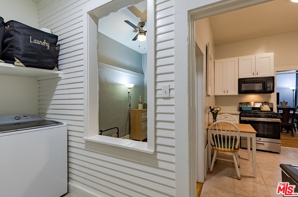 1633 12th Pl, Los Angeles CA  90015-1971 exterior