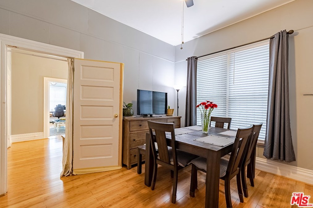 1633 12th Pl, Los Angeles CA  90015-1971 exterior