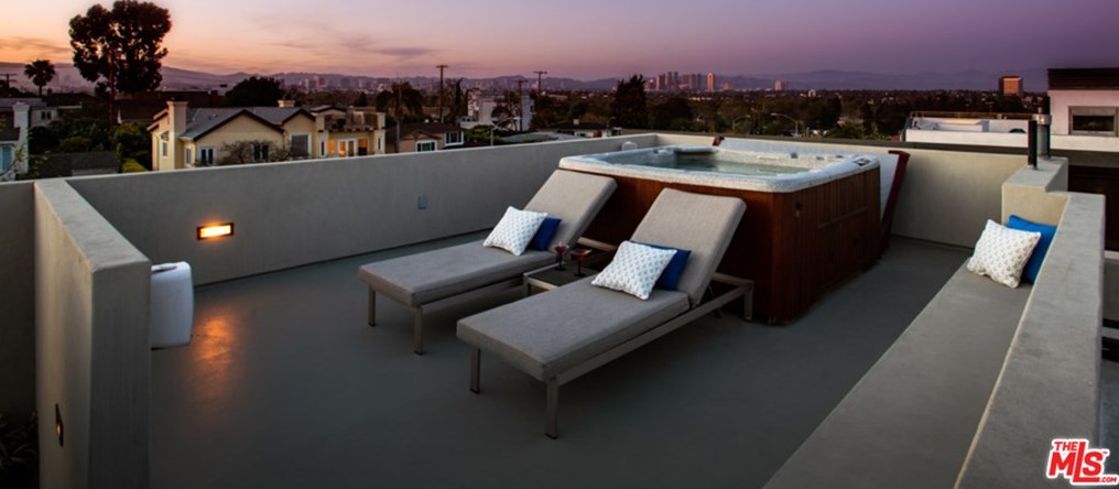 11924 Palms Blvd, Los Angeles, CA 90066-2016