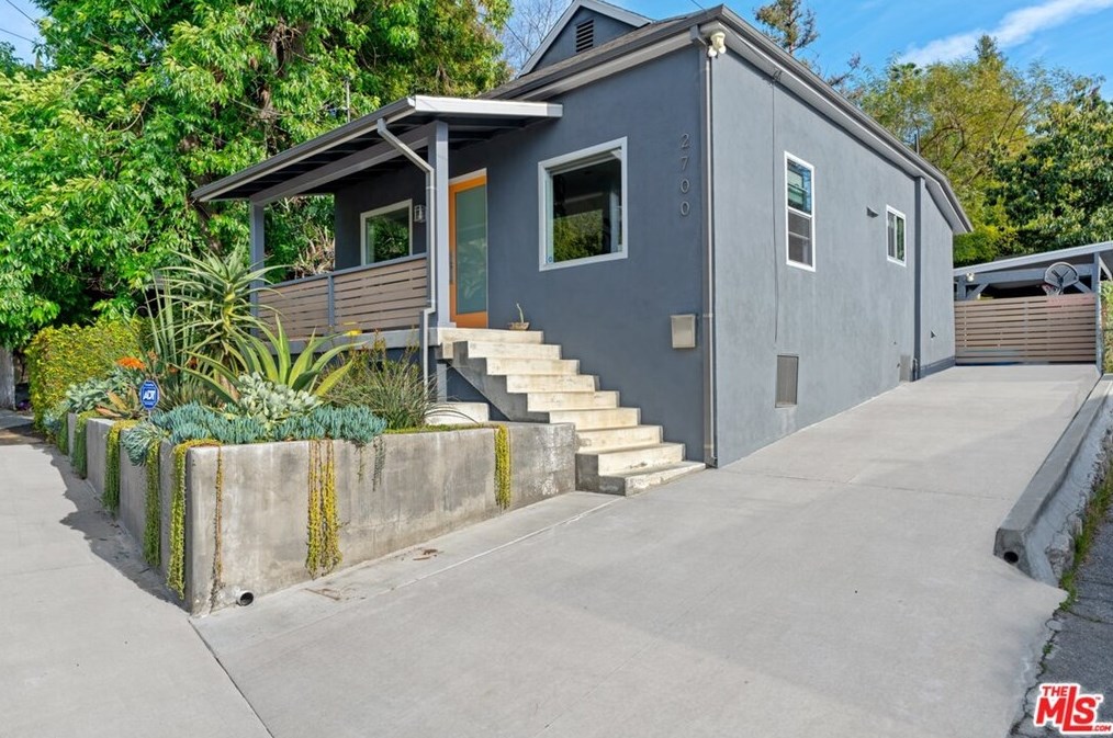 2700 Prismo Dr, Los Angeles, CA 90065-4634