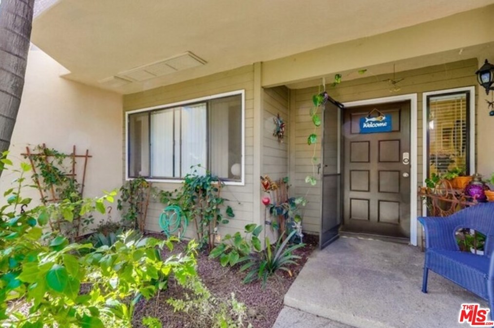 412 Brighton Spgs, Costa Mesa, CA 92627-6020