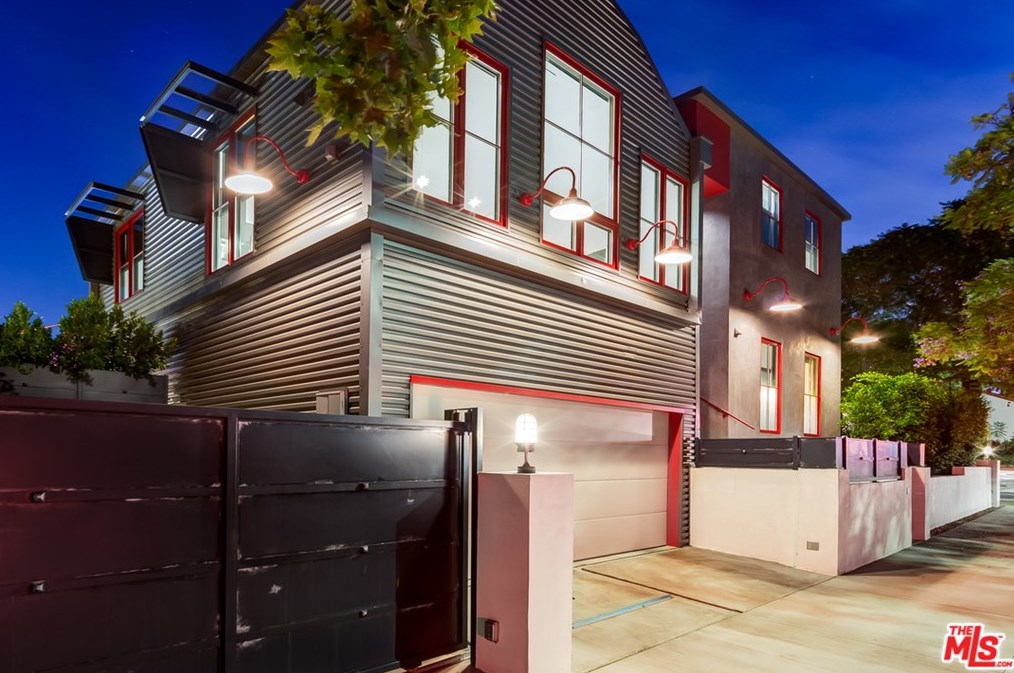 601 Crescent Heights Blvd, Los Angeles, CA 90048-2209