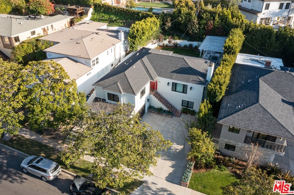 9606 Cresta Dr, Los Angeles CA  90035-4004 exterior
