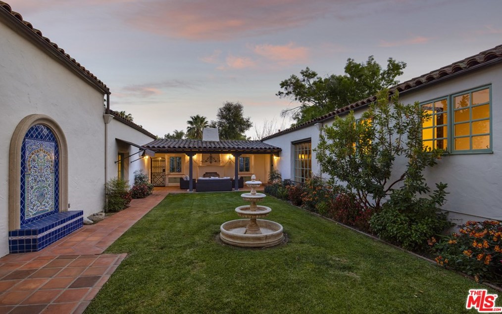 1327 Green Meadow Rd, Santa Barbara, CA 93108
