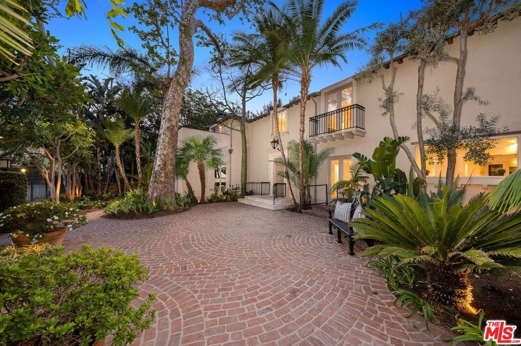 1261 Stone Canyon Rd, Los Angeles, CA 90077-2919