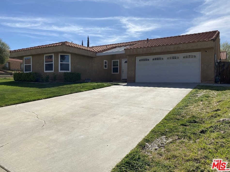 38327 5th Pl, Palmdale, CA 93551-4206