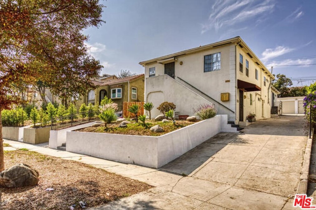 1861 Redondo Blvd, Los Angeles, CA 90019-5363