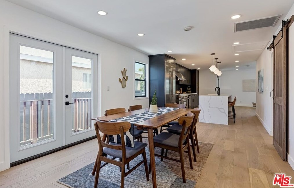 4237 Beethoven St, Los Angeles CA  90066-5705 exterior