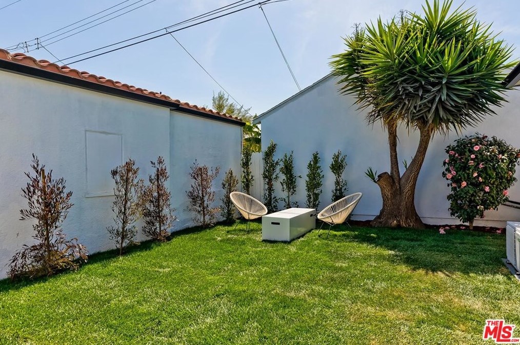 4237 Beethoven St, Los Angeles CA  90066-5705 exterior