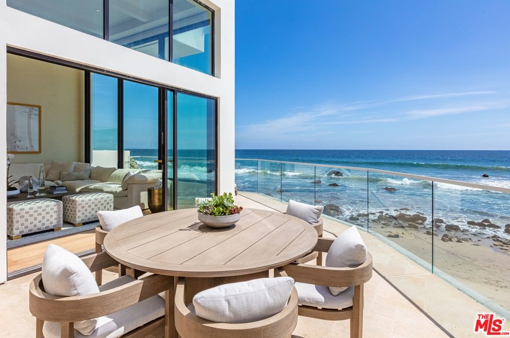 24146 Malibu Rd, Malibu CA  90265-4610 exterior
