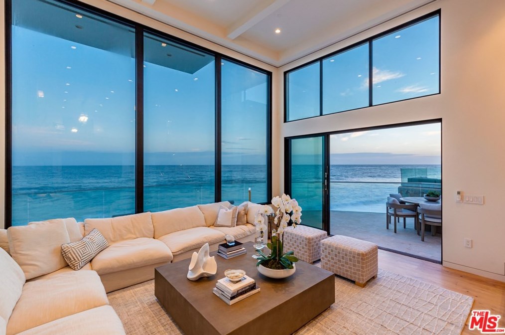 24146 Malibu Rd, Malibu CA  90265-4610 exterior