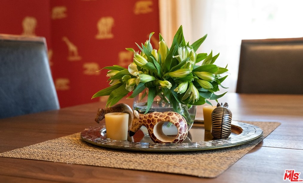 5125 Marburn Ave, Los Angeles CA  90043-2143 exterior