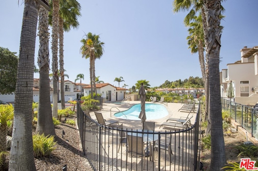 6408 Lunita Rd, Malibu, CA 90265