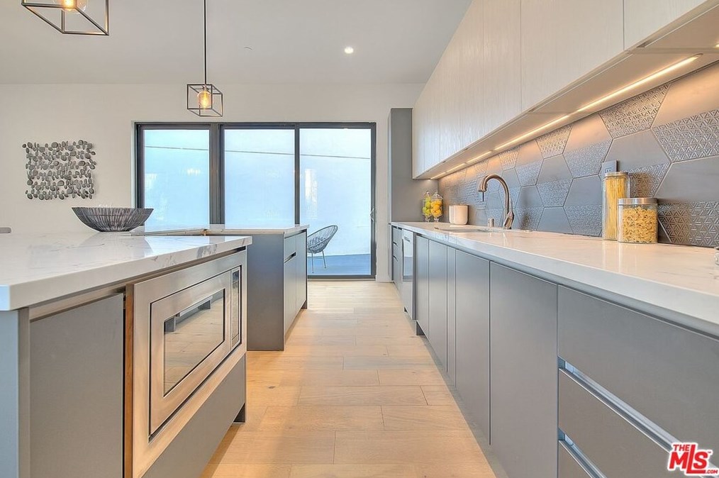 4852 Seldner Ave, Los Angeles CA  90032 exterior