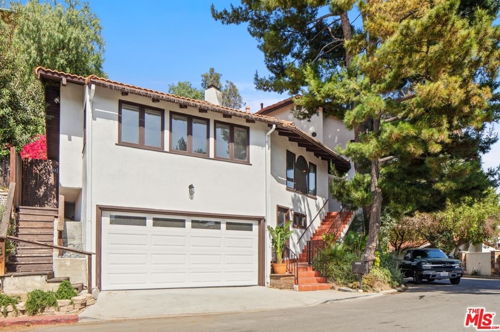 3330 Knoll Dr, Los Angeles, CA 90068-1520