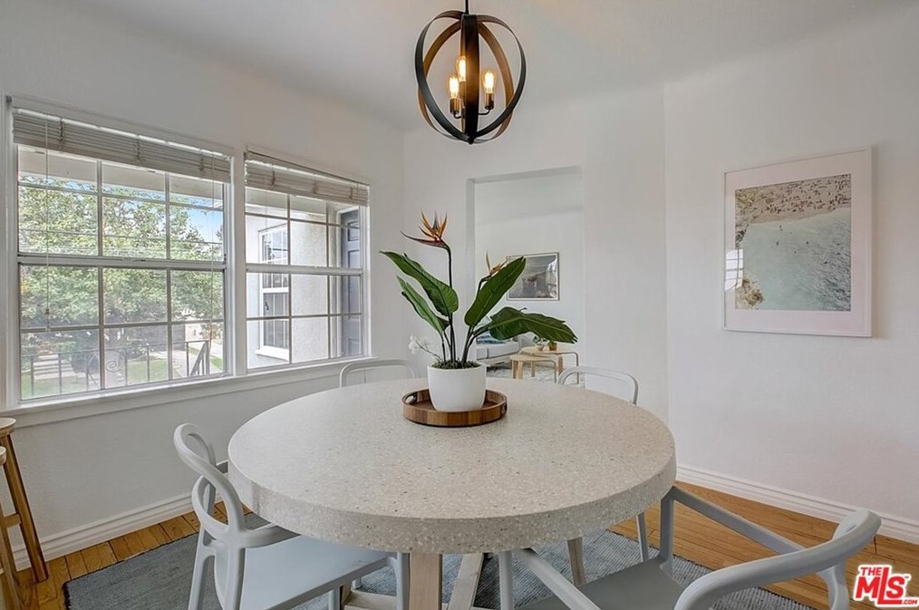 1438 Stanley Ave, Los Angeles CA  90019-3846 exterior