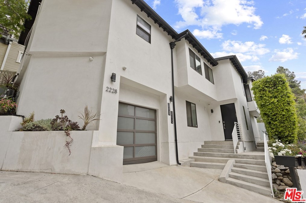 2228 Laurel Canyon Blvd, Los Angeles, CA