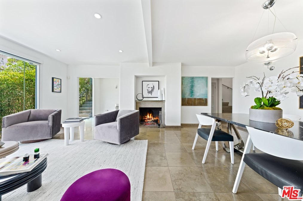 1716 Queens Ct, Los Angeles, CA 90069-1432