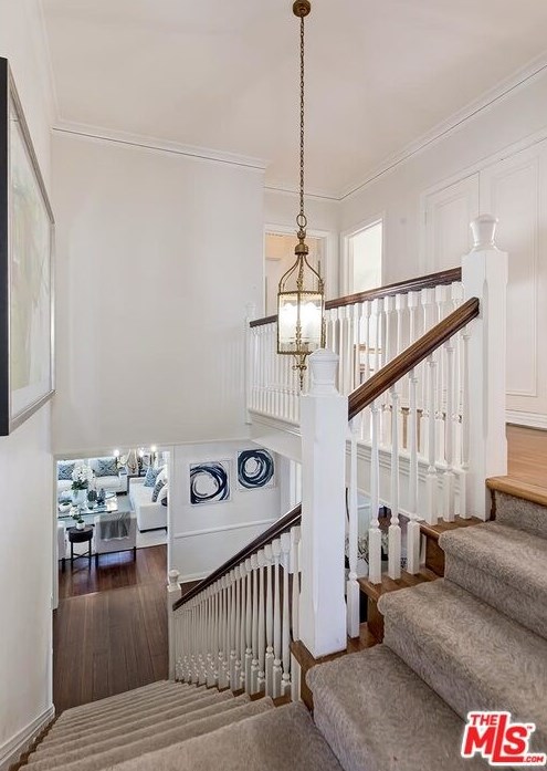 10557 Wyton Dr, Los Angeles CA  90024-2529 exterior