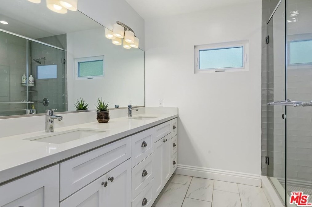 3337 Mcmanus Ave, Los Angeles CA  90232-7404 exterior