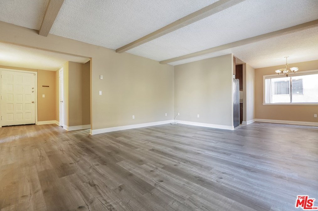 106 N Eucalyptus Ave #1, Inglewood, CA 90301