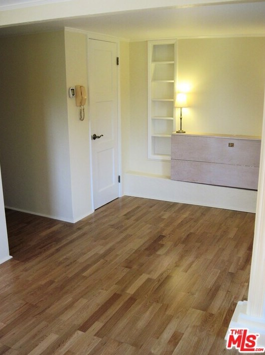 3085 St George St, Los Angeles CA  90027-3322 exterior