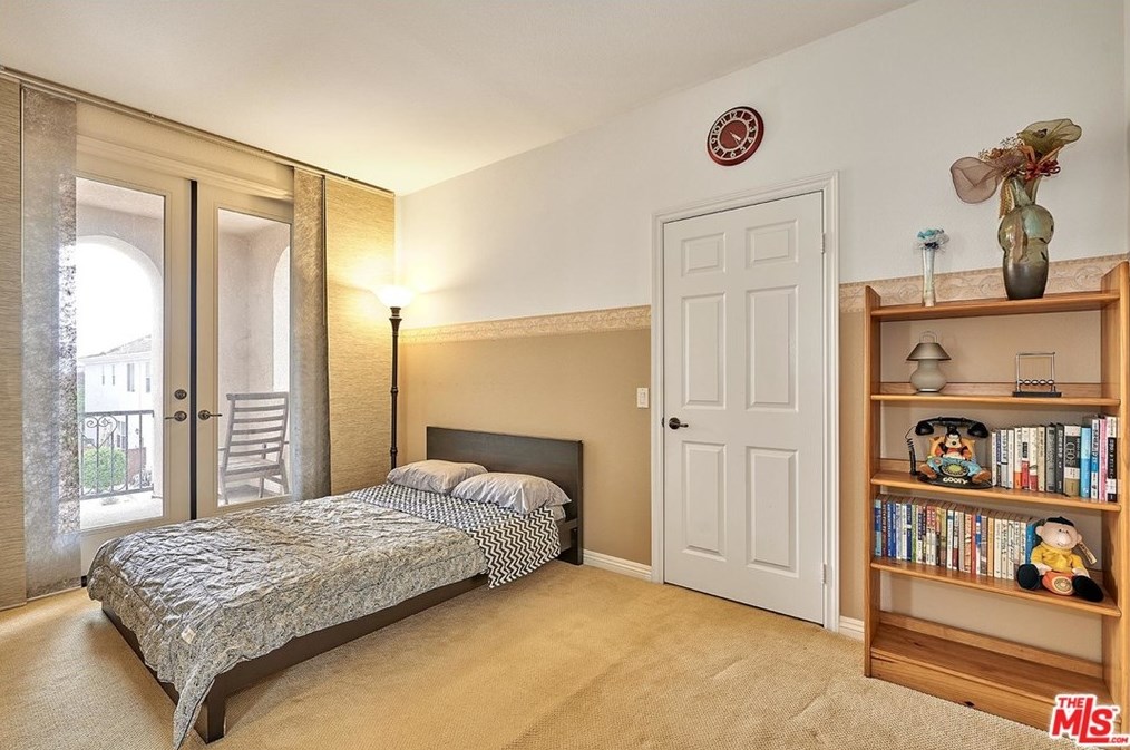 685 Milford St, Los Angeles CA  90042-2799 exterior