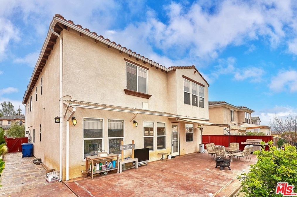 685 Milford St, Los Angeles CA  90042-2799 exterior