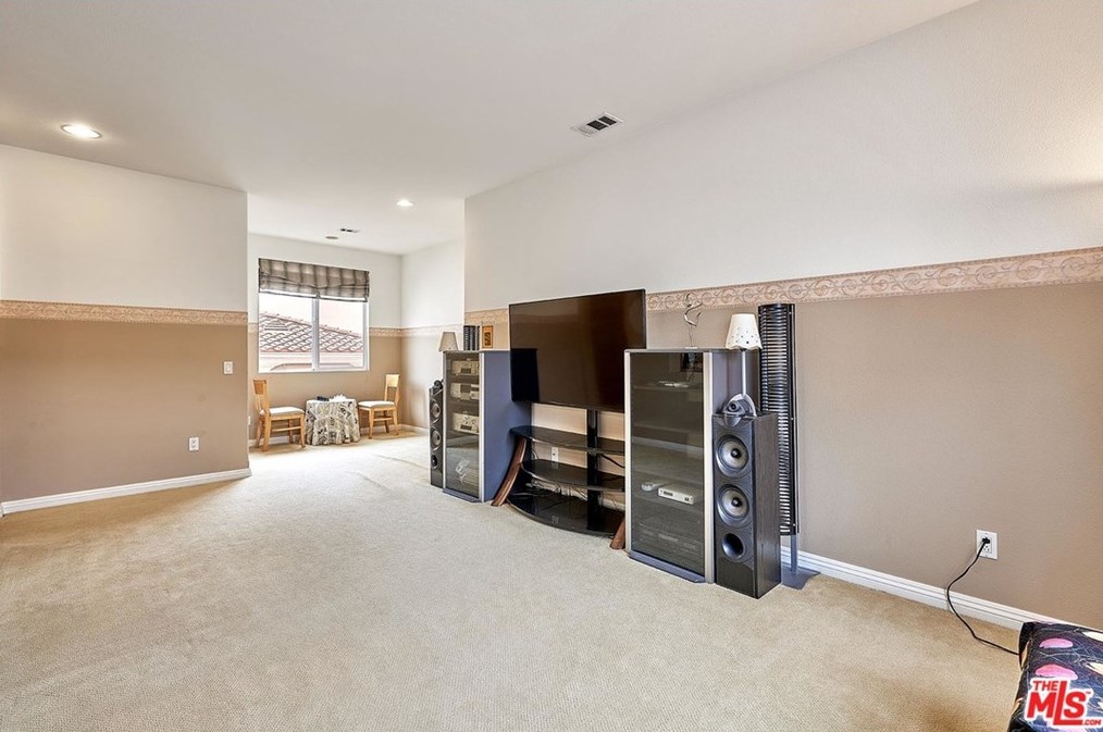 685 Milford St, Los Angeles CA  90042-2799 exterior