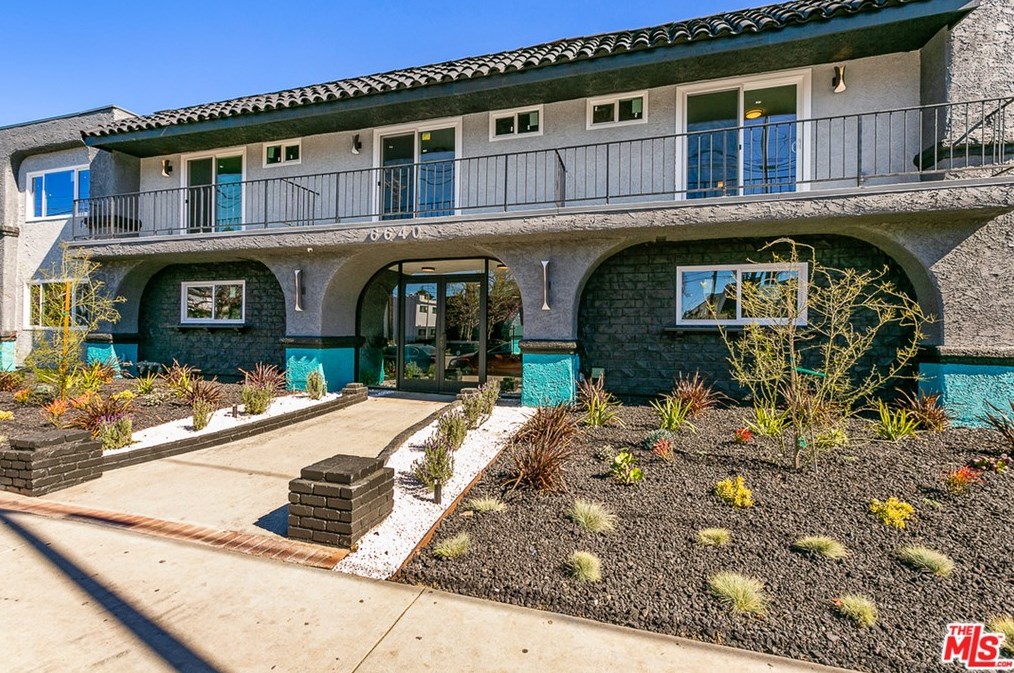 6640 Woodley Ave #108, Van Nuys, CA 91406