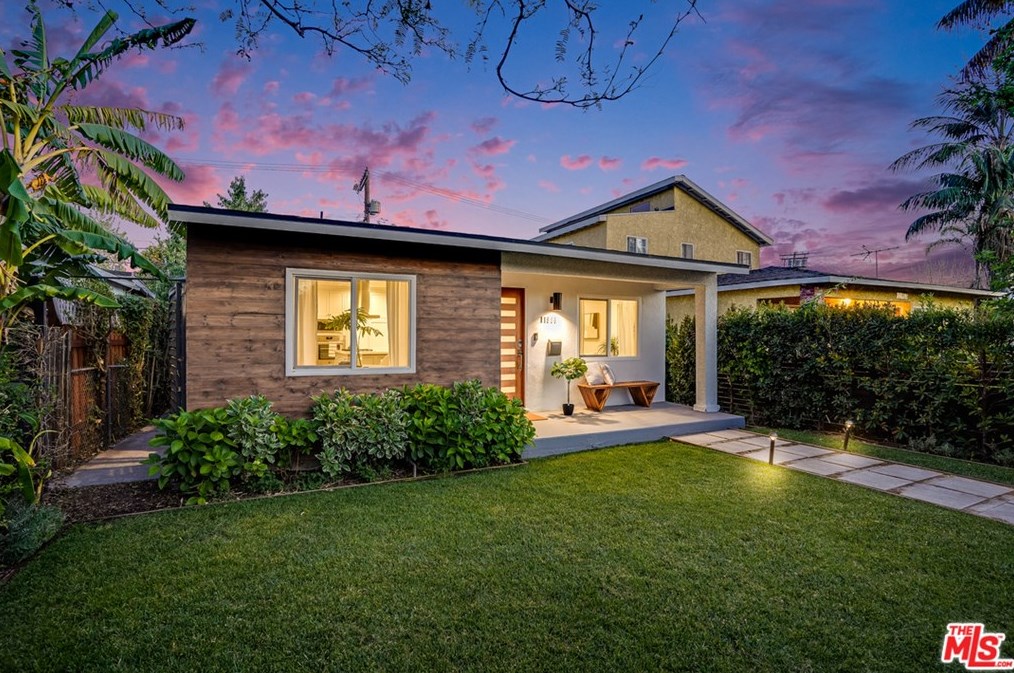 11808 Tennessee Pl, Los Angeles, CA 90064-1319