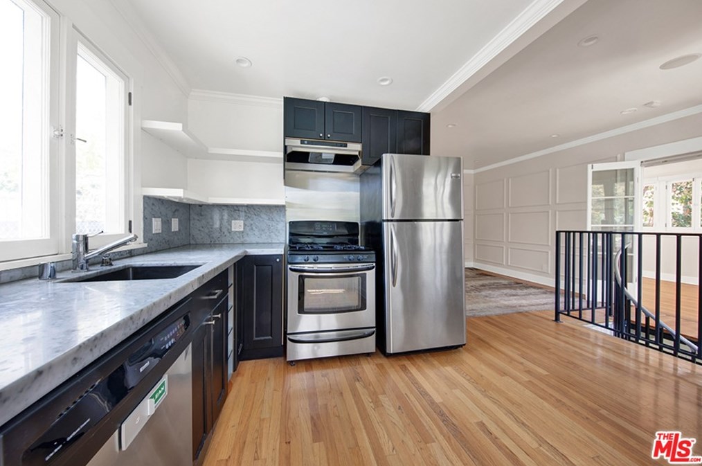 1243 Fuller Ave, Los Angeles CA  90046-5703 exterior