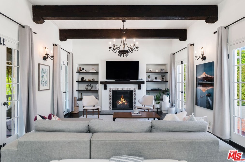 320 Edinburgh Ave, Los Angeles CA  90048-2302 exterior