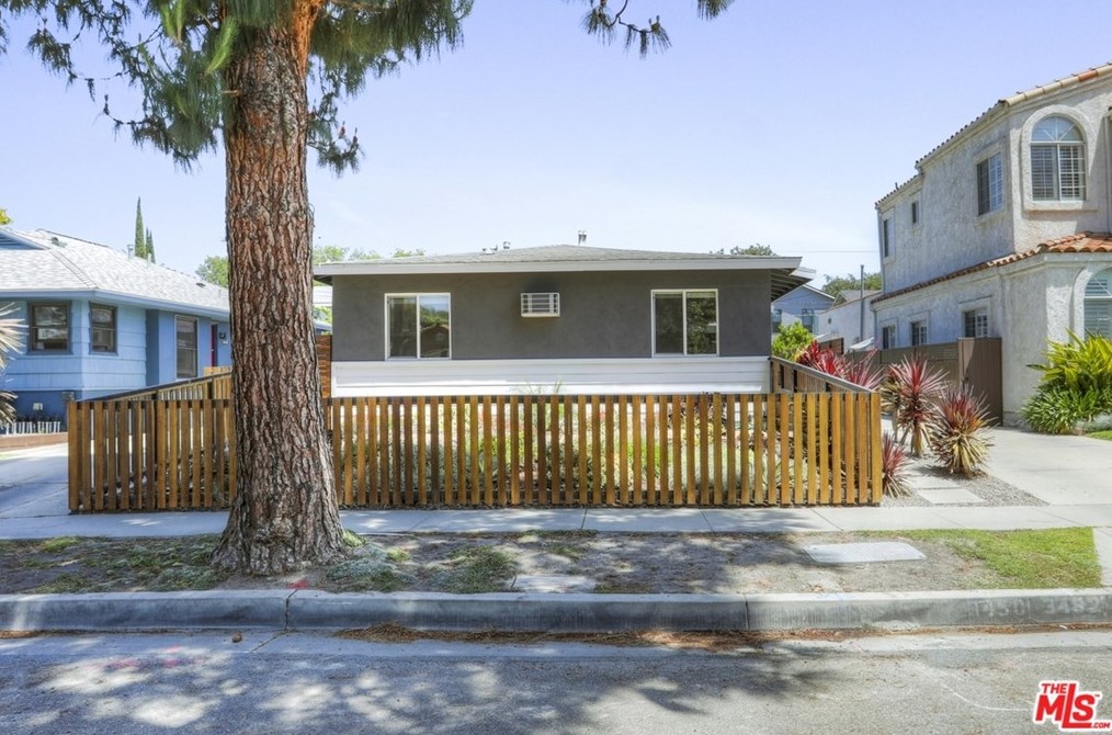3450 Cattaraugus Ave, Los Angeles, CA 90232-7432