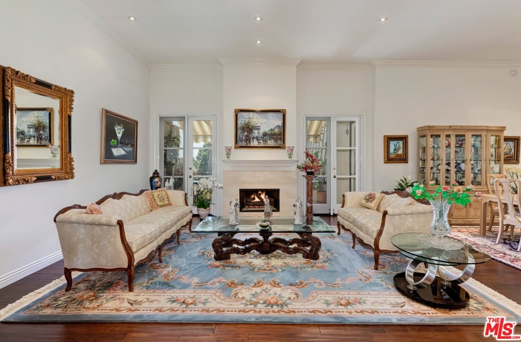 10110 Empyrean Way, Los Angeles CA  90067-3829 exterior