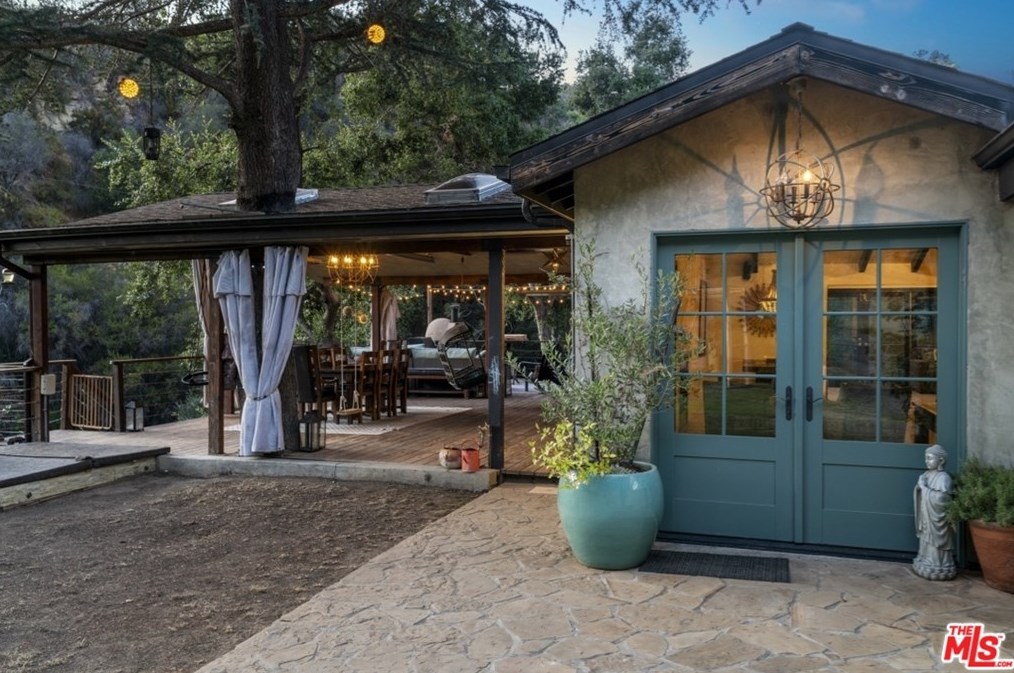 20911 Canyon Trail, Topanga, CA 90290