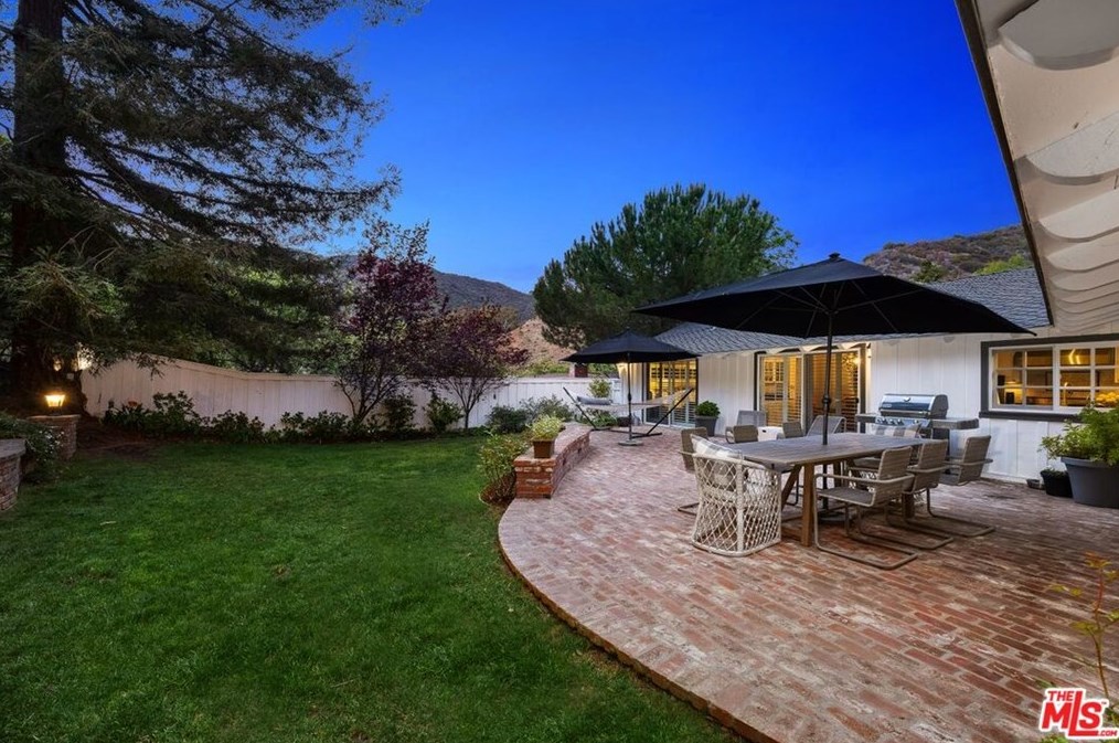 3426 Merrimac Rd, Los Angeles, CA 90049-1034