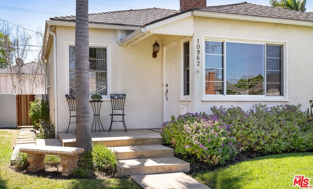 10962 Pickford Way, Los Angeles, CA 90230-4942