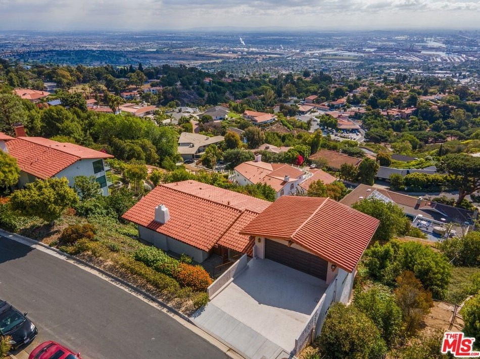 29734 Grandpoint Ln, Rancho Palos Verdes, CA 90275