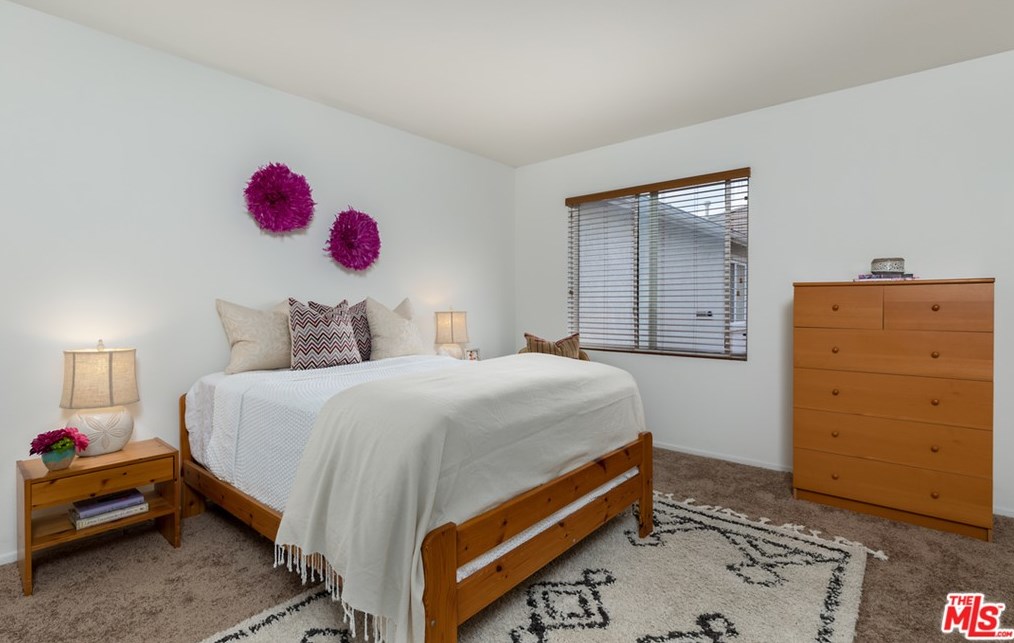 7309 Hannum Ave, Los Angeles CA  90230-6150 exterior