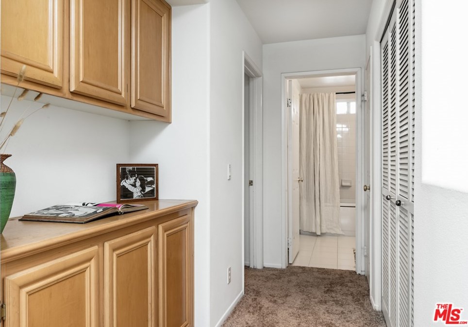 7309 Hannum Ave, Los Angeles CA  90230-6150 exterior