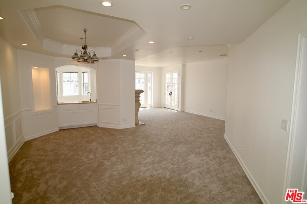 128 N Swall Dr #ph8, Los Angeles, CA 90048